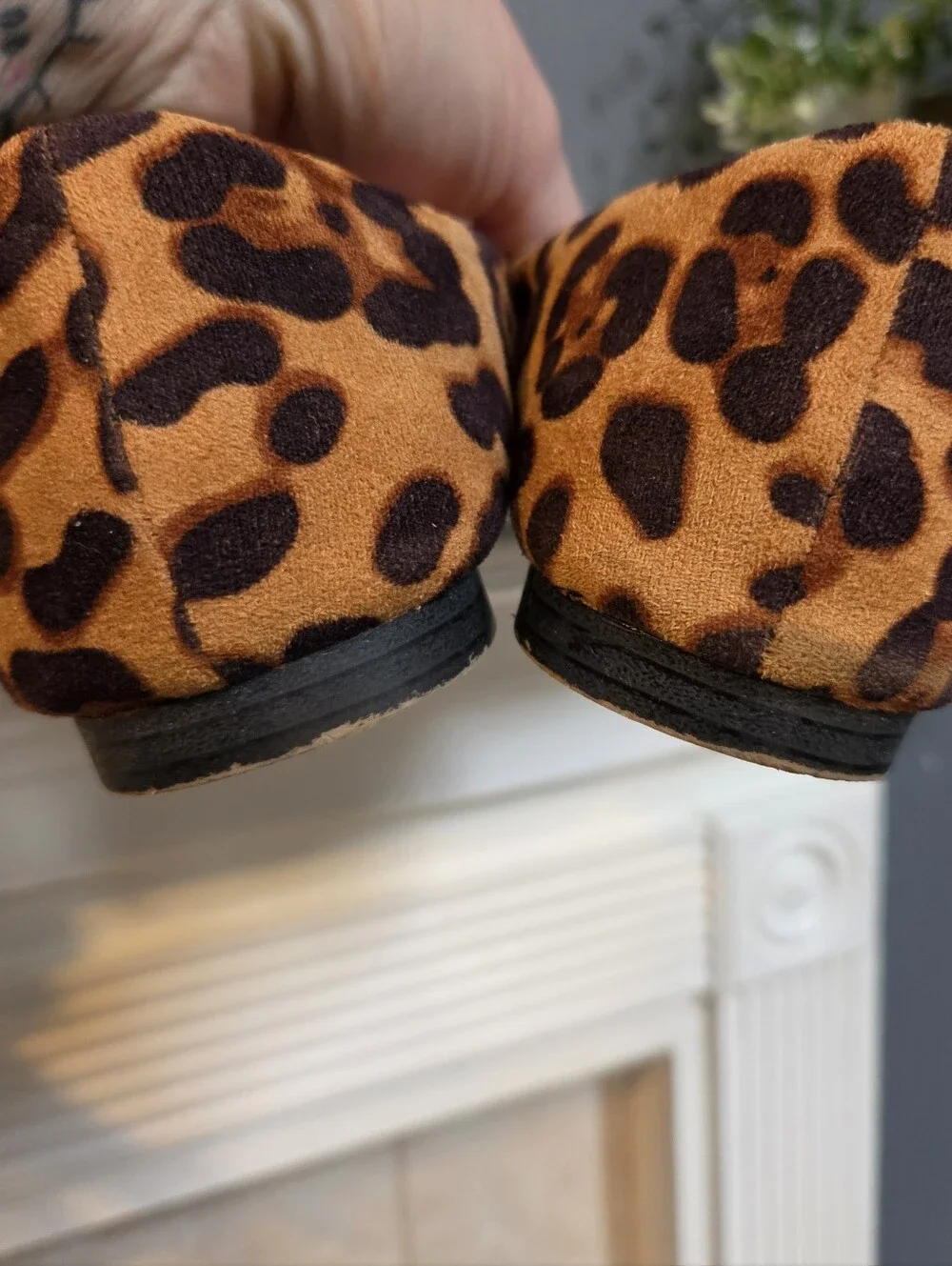 Womens Size 9 Leopard Print Pointed Toe Knot Flats - Brown/Black